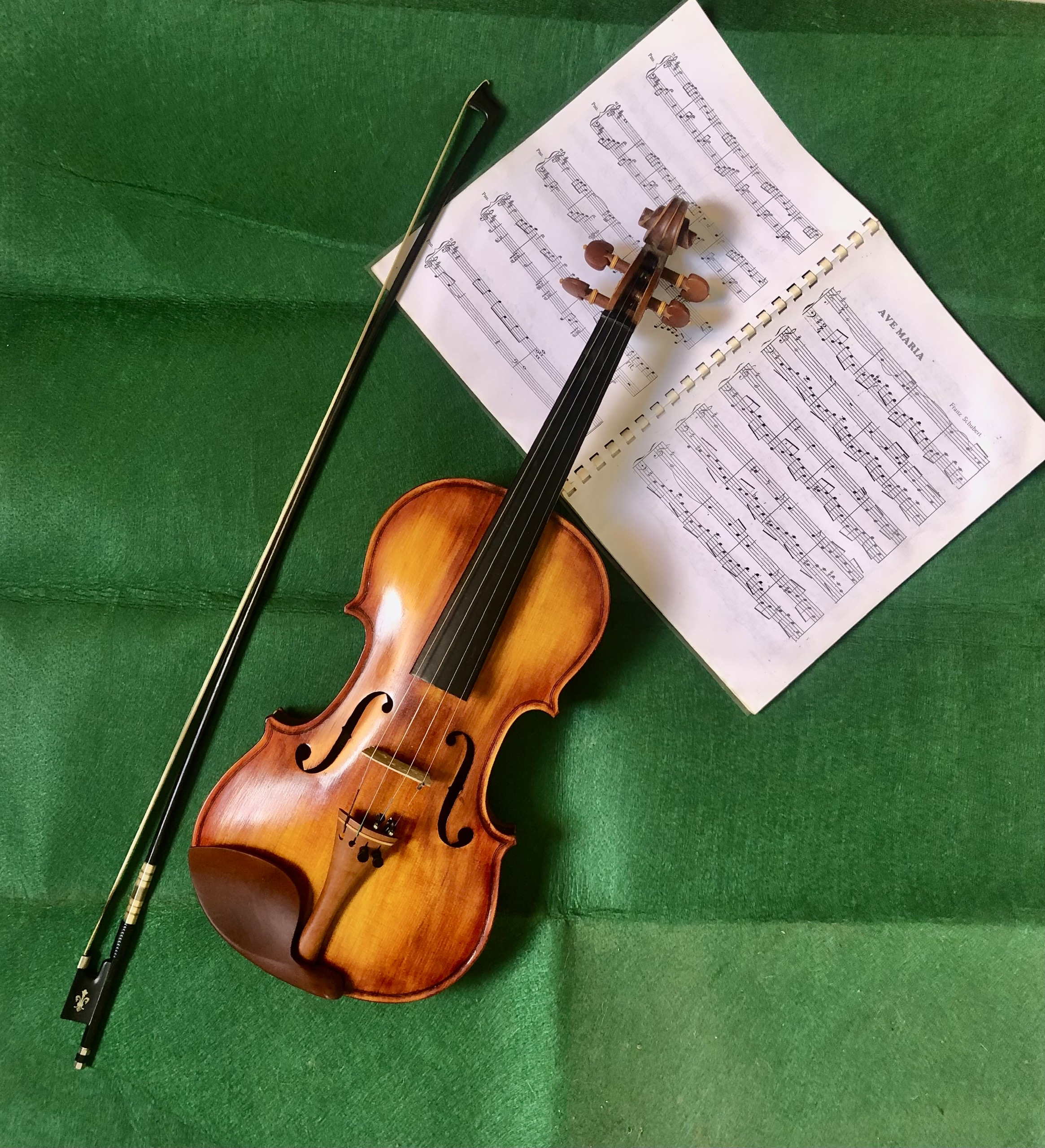 Violin Châu Âu - Berlin, Size 4/4, Vân Gỗ Đẹp, Âm thanh hay, vang