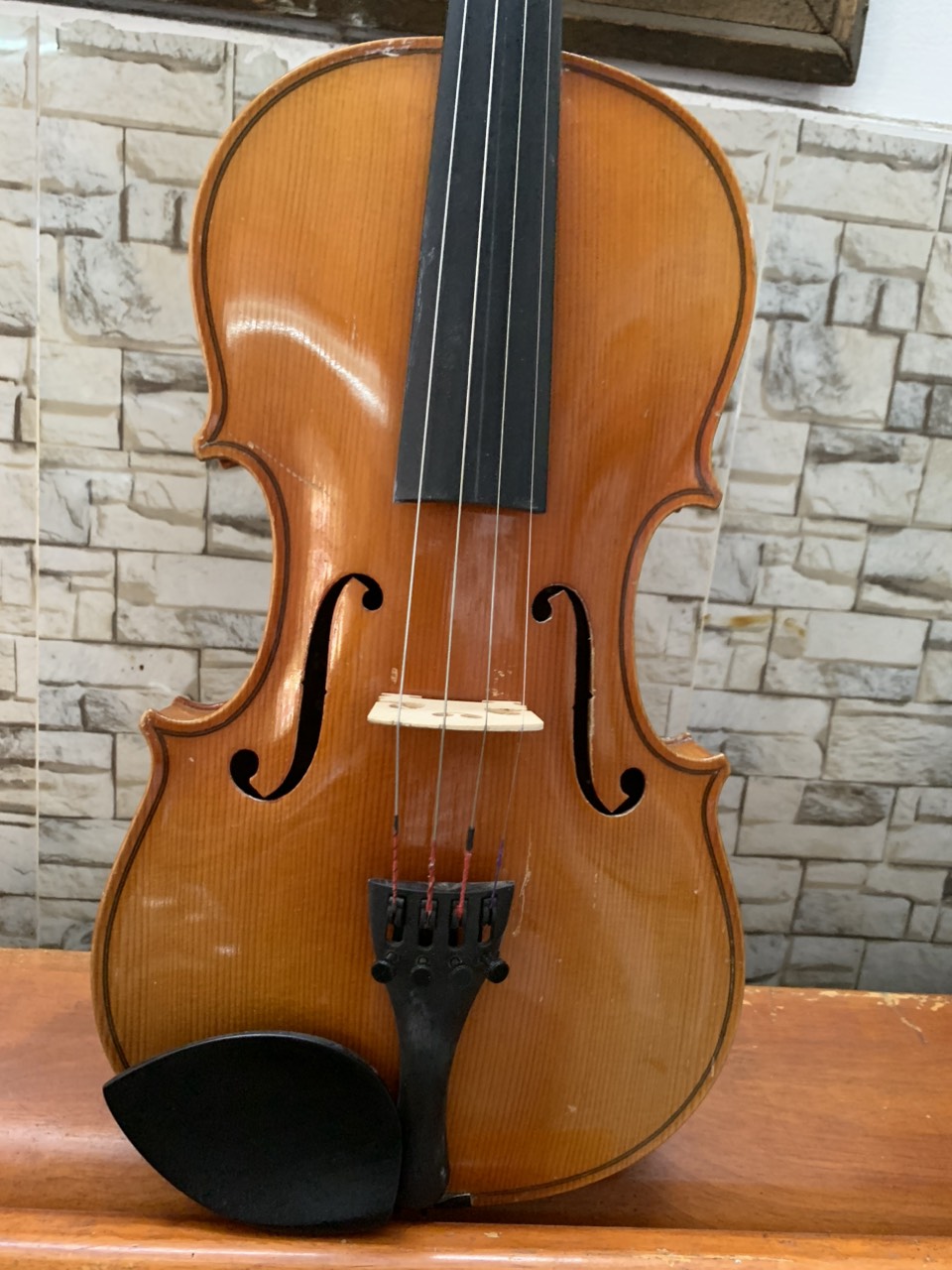 Violin Châu Âu - size 4/4 - Âm thanh hay vang